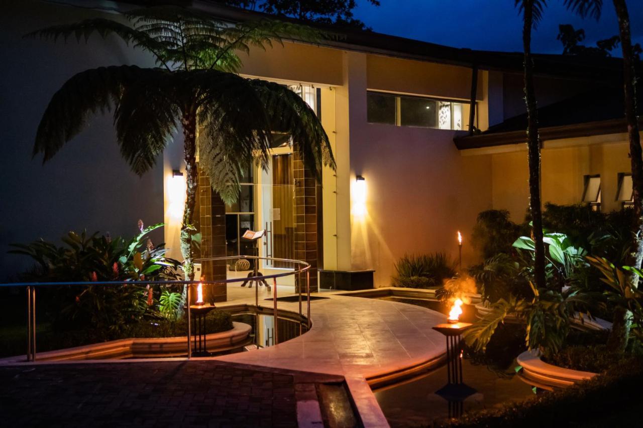 Hotel Lomas Del Volcan Ла Фортуна Экстерьер фото