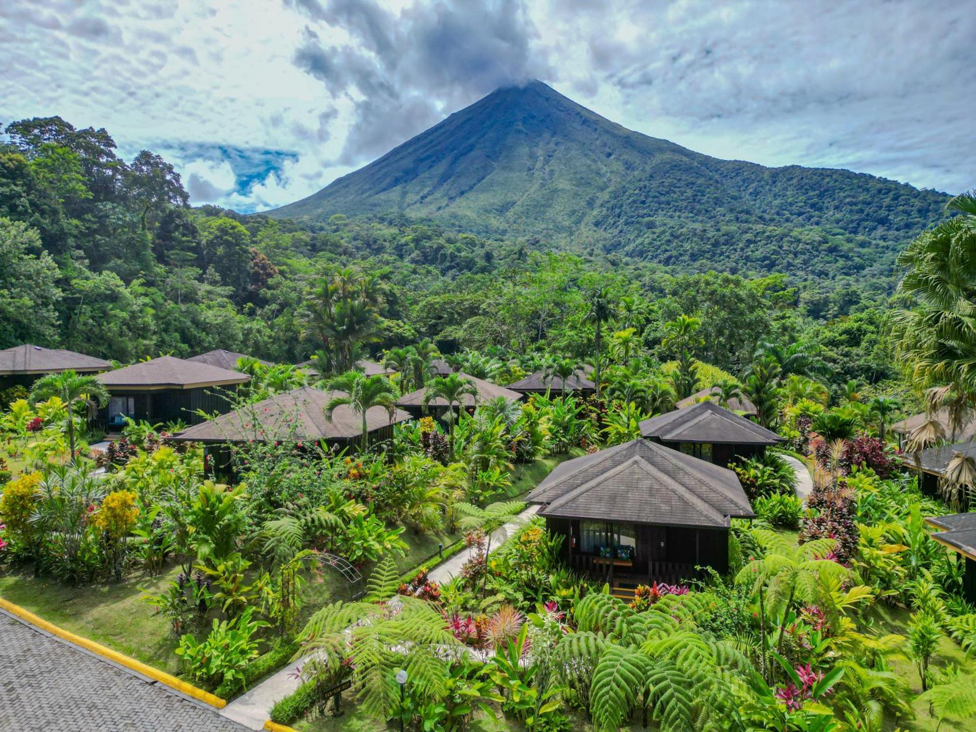 Hotel Lomas Del Volcan Ла Фортуна Экстерьер фото